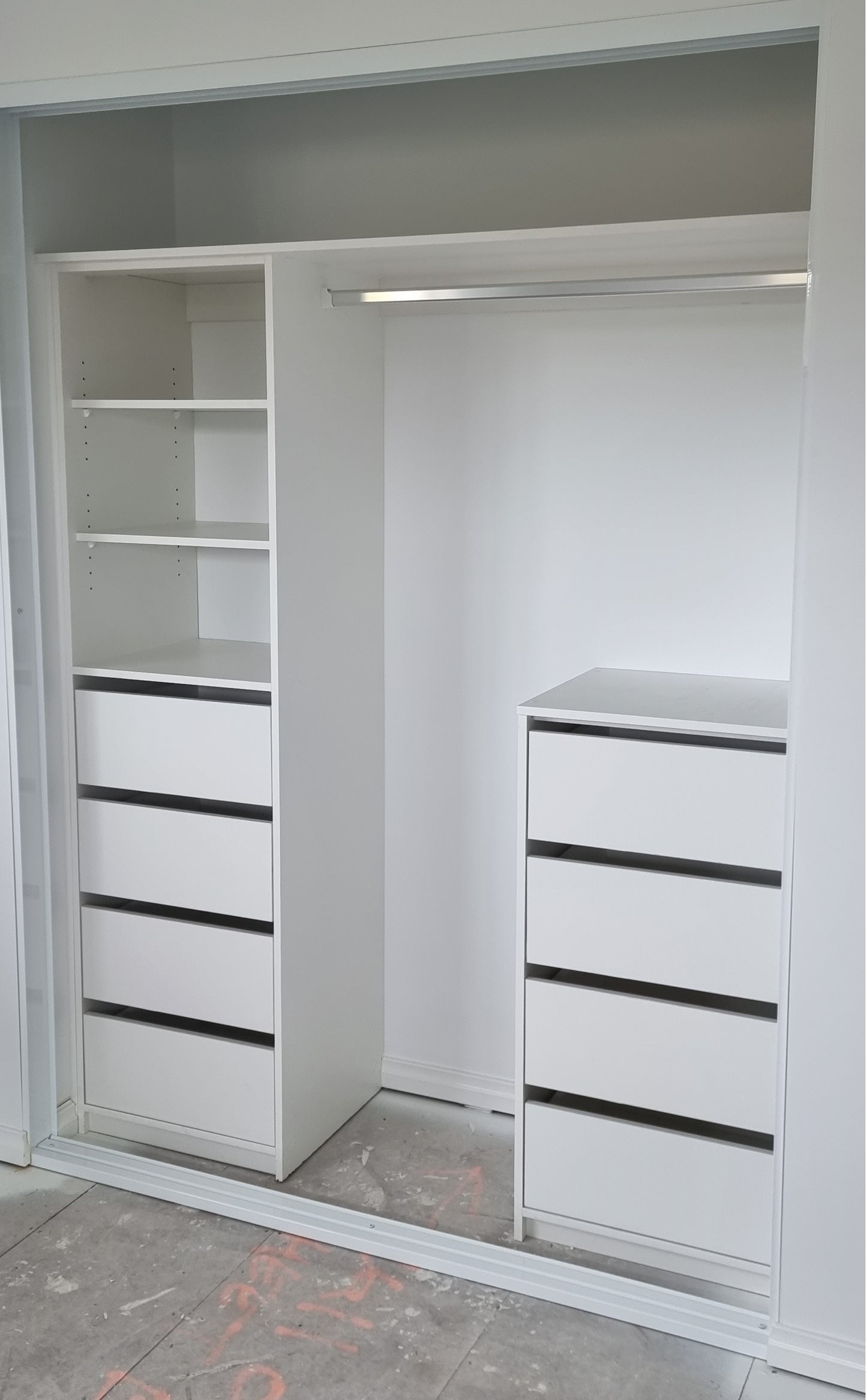 White Melamine Cabinetry Design I - DIY Kit - Drawer Tower / Lowboy Drawers Combo